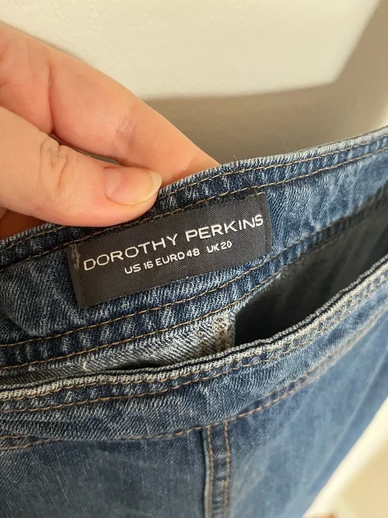 US 16 Denim Pinafore Dress in Classic Blue denim - Picture 2 of 5